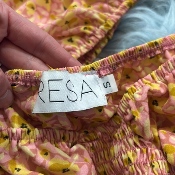 RESA Stella Flower Crop Smocked Orange Top sz S - Picture 6 of 8